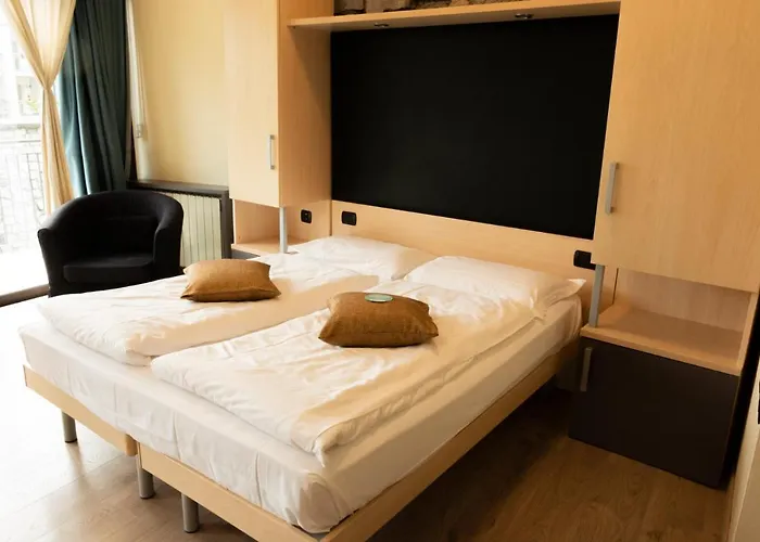 Hotel Camping Europa 2*
