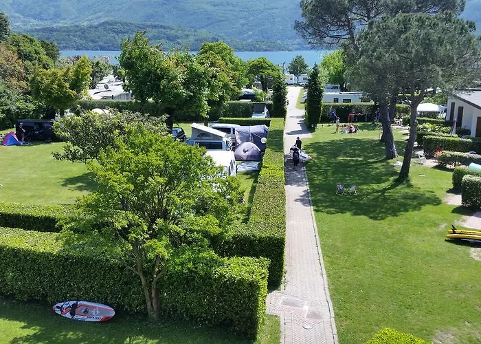 Hotel Camping Europa 2*