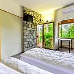 Hotel Camping Europa 2* Домазо
