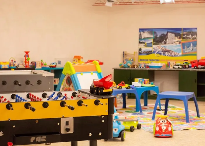 Europa 2* Домазо