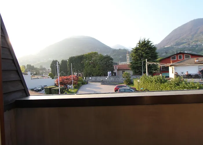 Hotel Camping Europa فندق دومازو