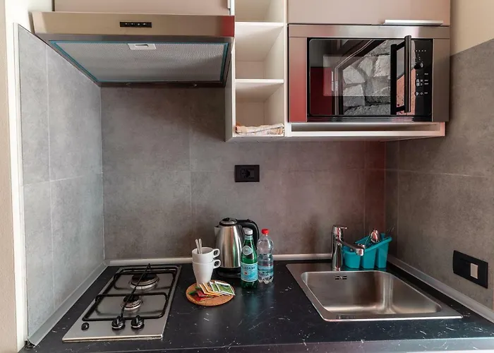 Hotel Camping Europa 2* دومازو