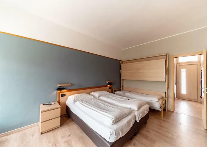 Hotel Camping Europa دومازو