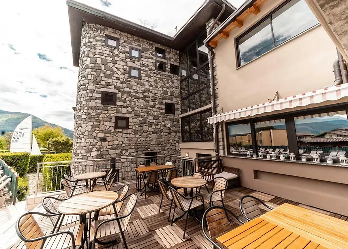 فندق Hotel Camping Europa 2*